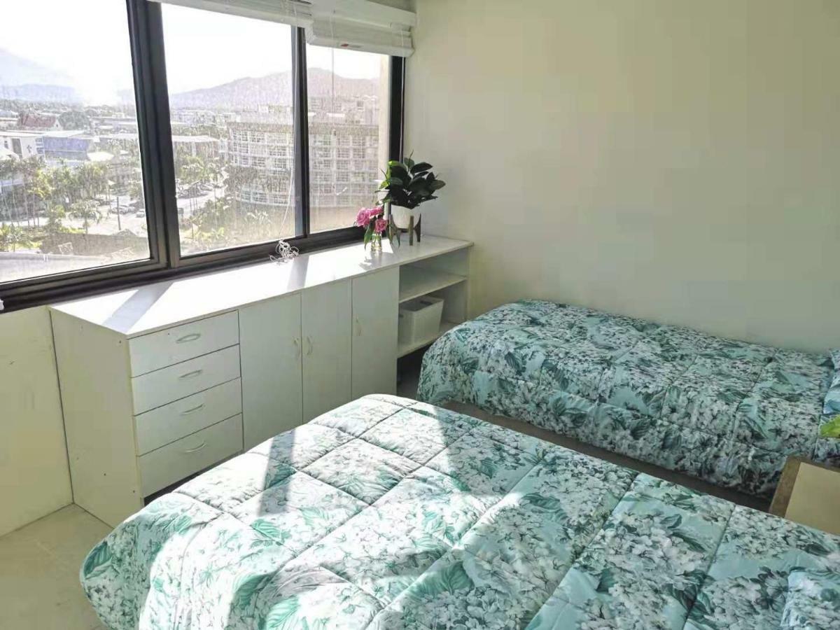 Cairns Ocean View Apartment In Aquarius Buitenkant foto